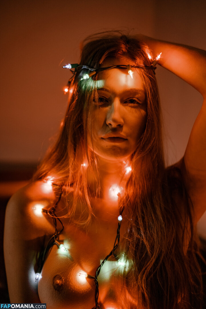 Elsie Hewitt Çıplak Sızdırılmış Fotoğraf #797