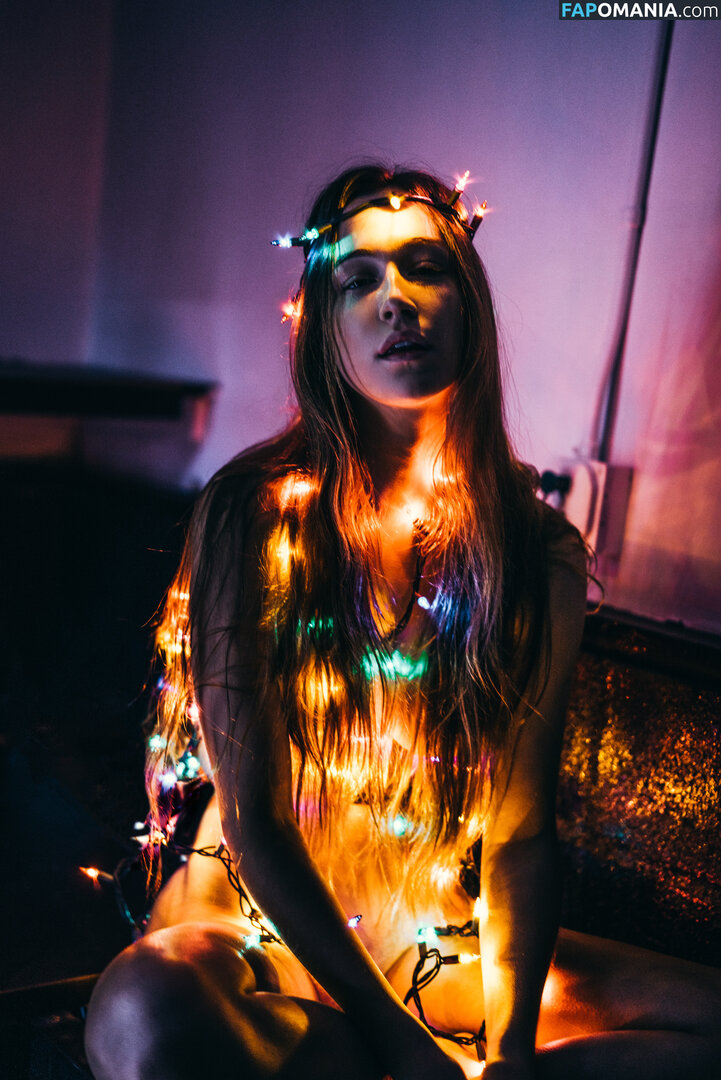 Elsie Hewitt Çıplak Sızdırılmış Fotoğraf #915