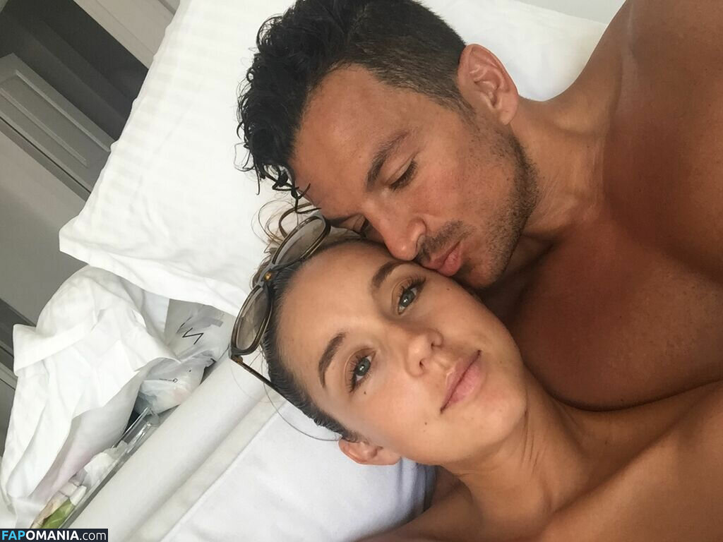 Emily Andrea Çıplak Sızdırılmış Fotoğraf #2