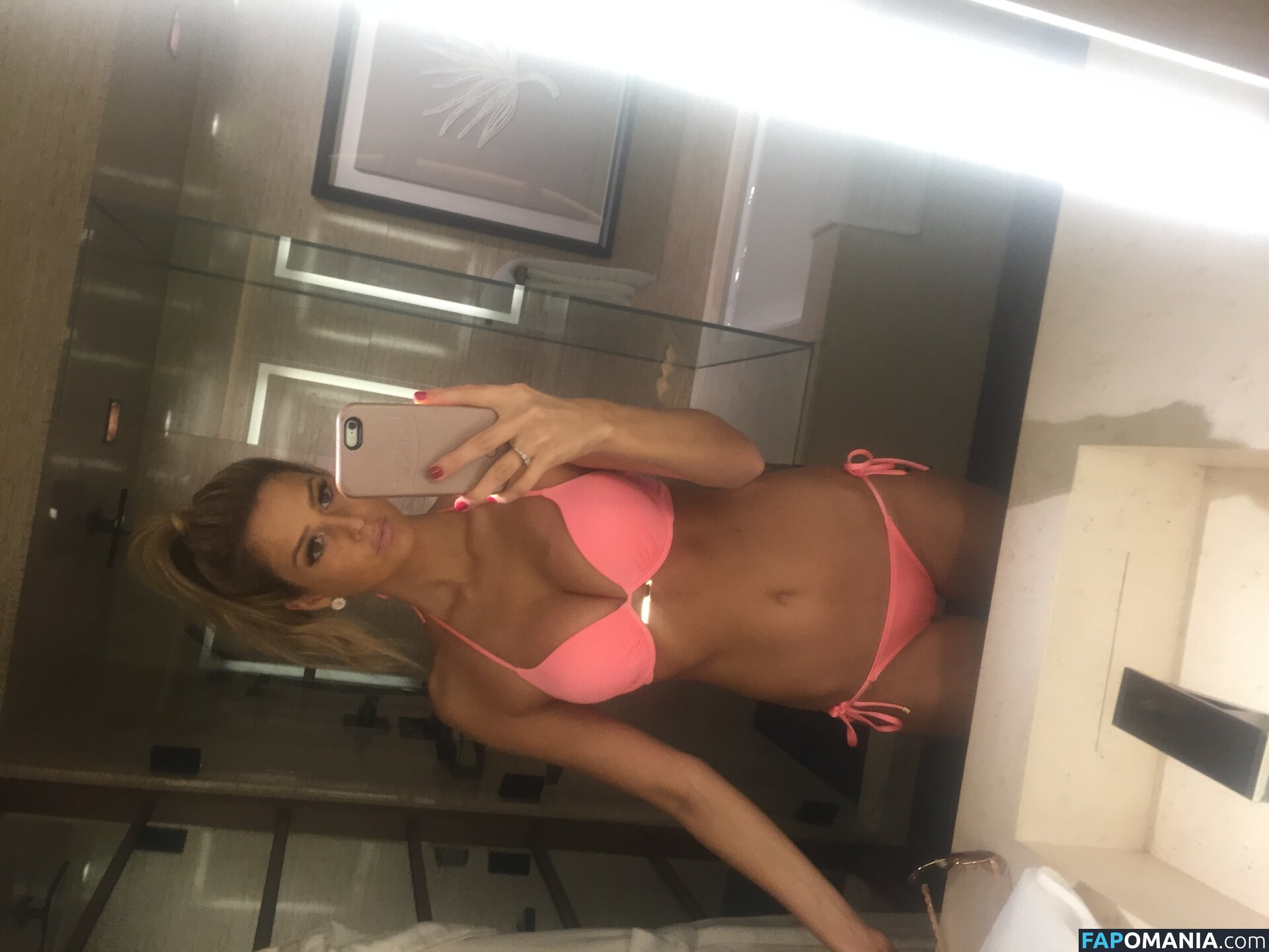 Emma Hernan Çıplak Sızdırılmış Fotoğraf #570