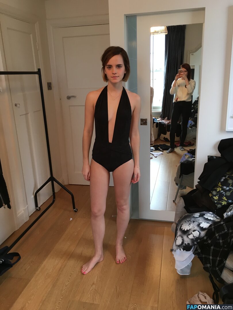 Emma Watson Çıplak Sızdırılmış Fotoğraf #22