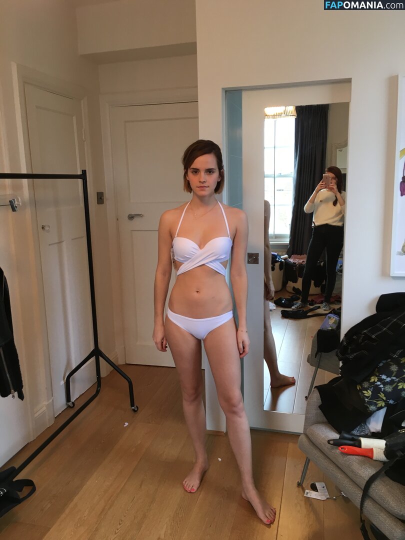 Emma Watson Çıplak Sızdırılmış Fotoğraf #32
