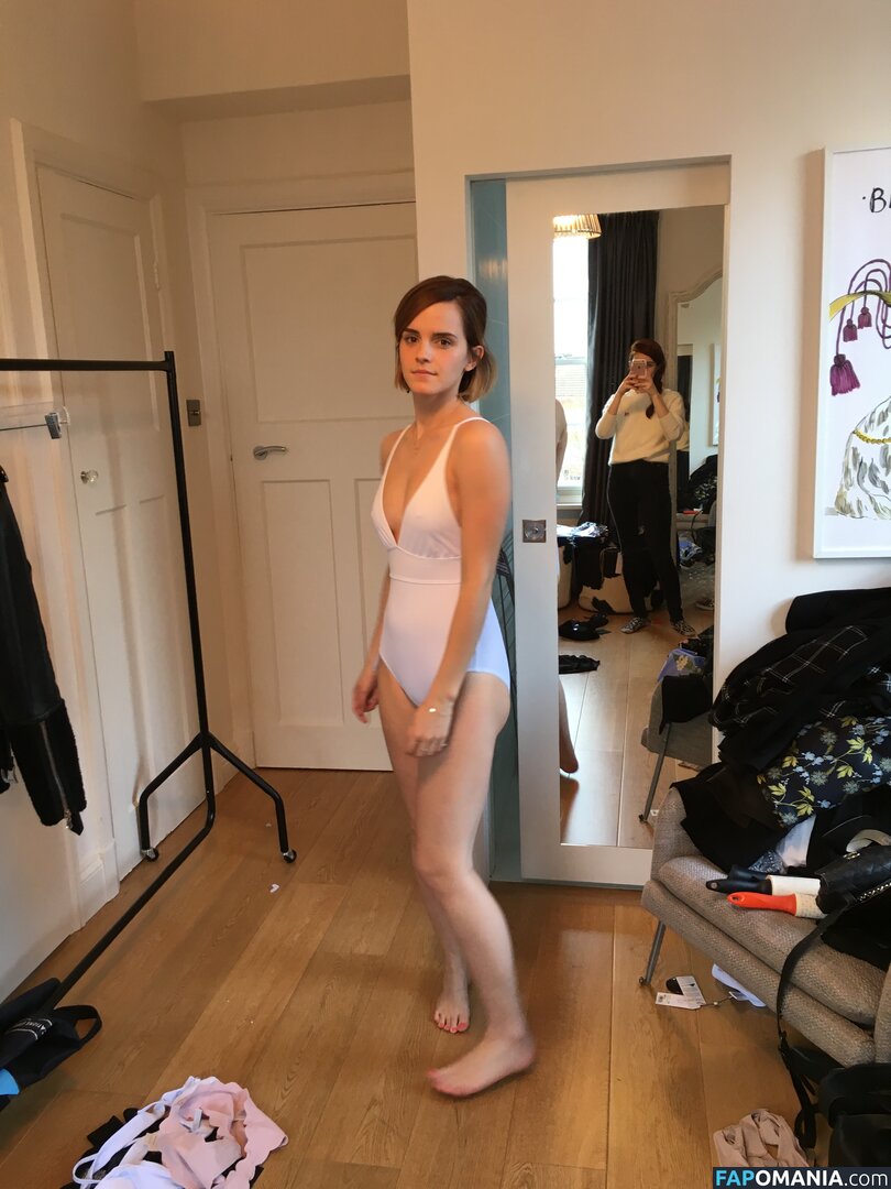 Emma Watson Çıplak Sızdırılmış Fotoğraf #55