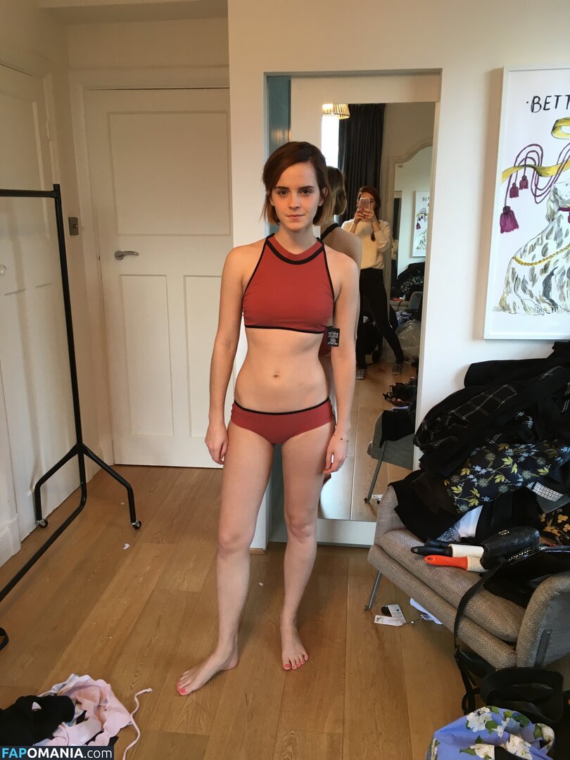 Emma Watson Çıplak Sızdırılmış Fotoğraf #66