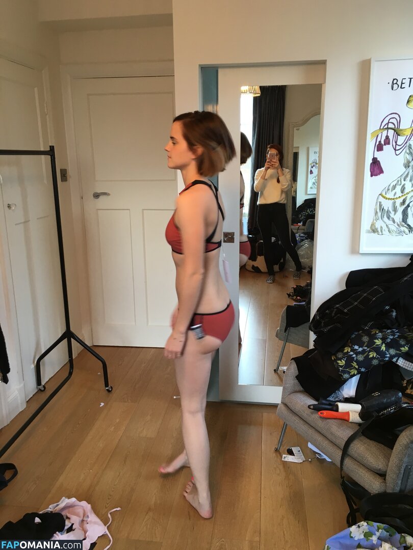 Emma Watson Çıplak Sızdırılmış Fotoğraf #69
