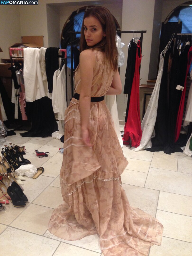 Emma Watson Çıplak Sızdırılmış Fotoğraf #100