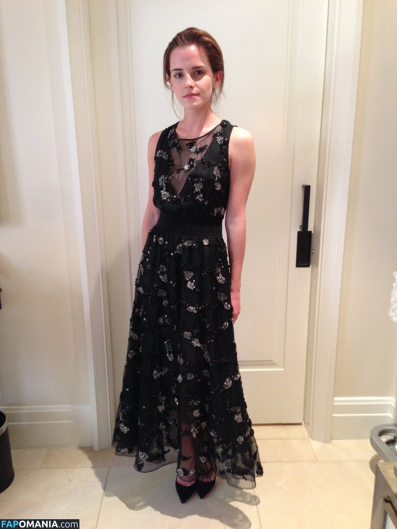 Emma Watson Çıplak Sızdırılmış Fotoğraf #102