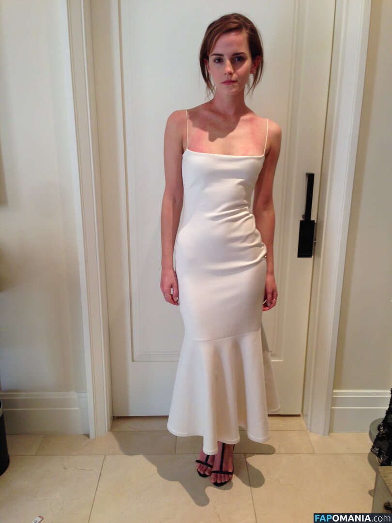 Emma Watson Çıplak Sızdırılmış Fotoğraf #103
