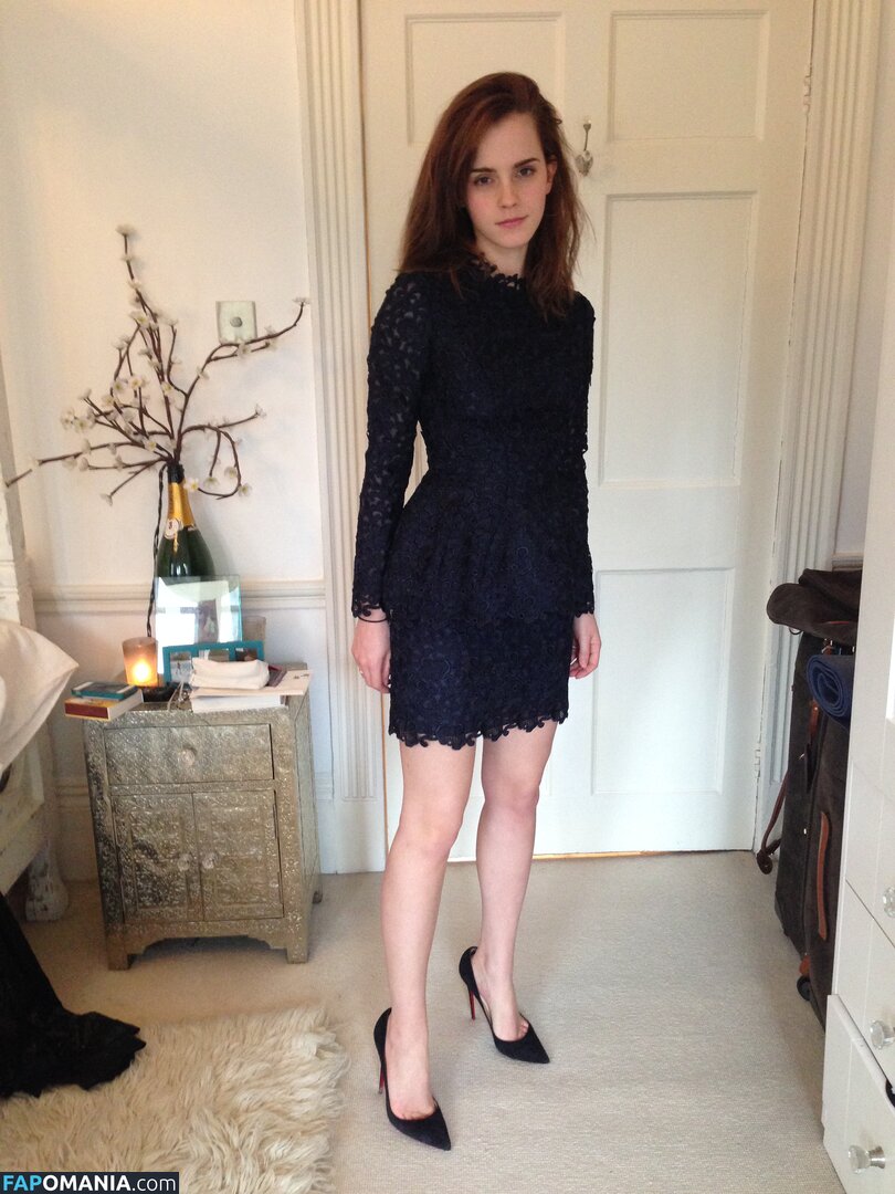 Emma Watson Çıplak Sızdırılmış Fotoğraf #109