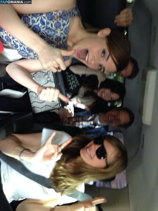 Emma Watson Çıplak Sızdırılmış Fotoğraf #114