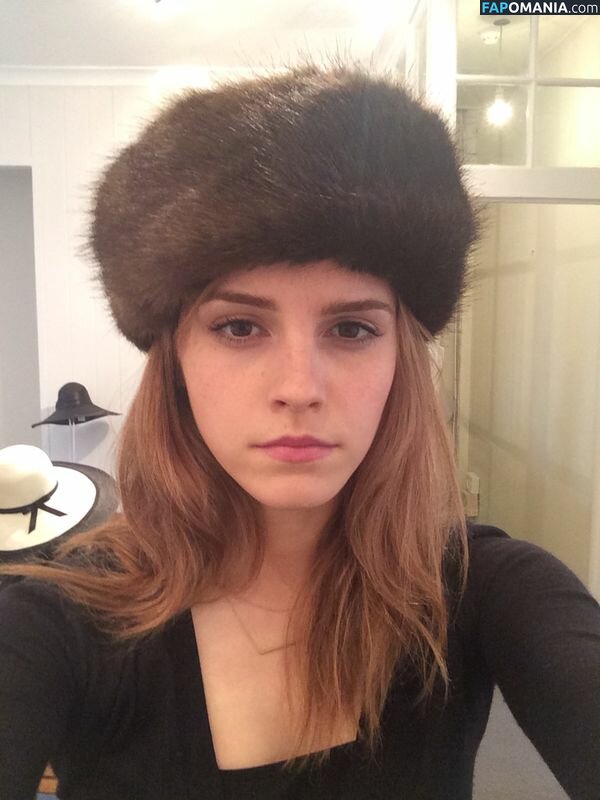 Emma Watson Çıplak Sızdırılmış Fotoğraf #123
