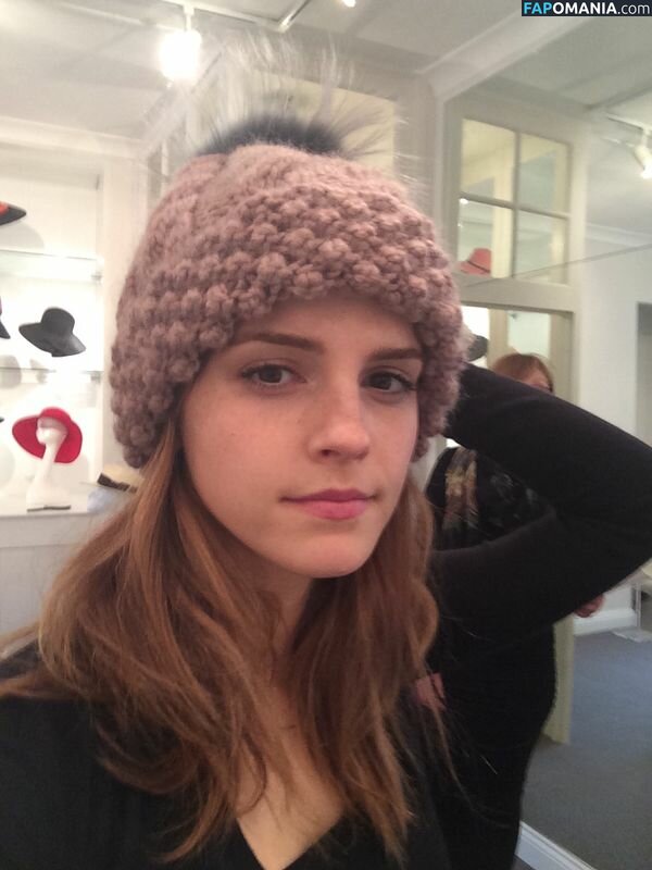 Emma Watson Çıplak Sızdırılmış Fotoğraf #125