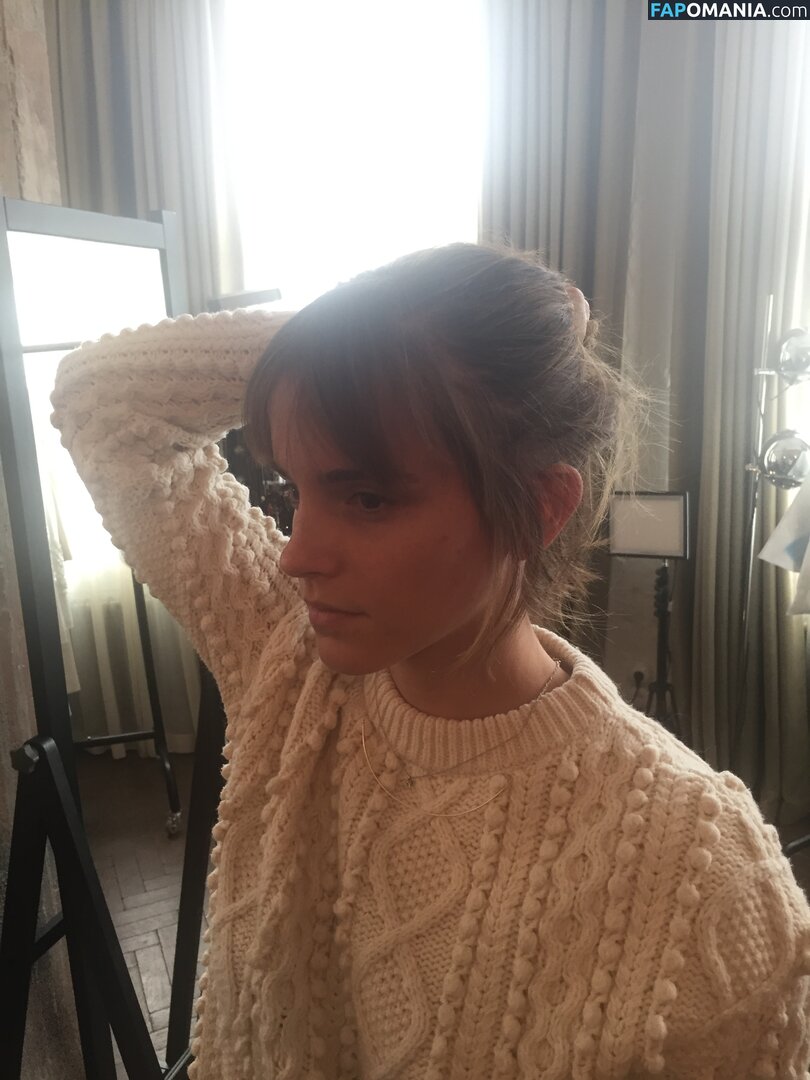 Emma Watson Çıplak Sızdırılmış Fotoğraf #135