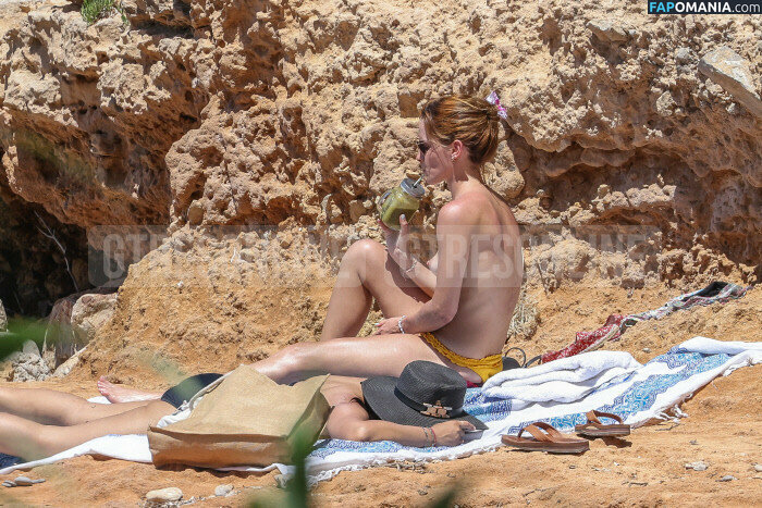 Emma Watson Çıplak Sızdırılmış Fotoğraf #180