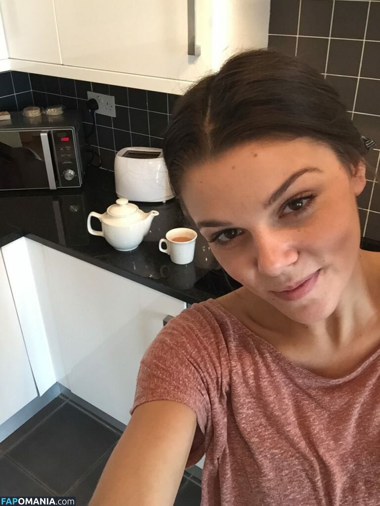 Faye Brookes Çıplak Sızdırılmış Fotoğraf #7