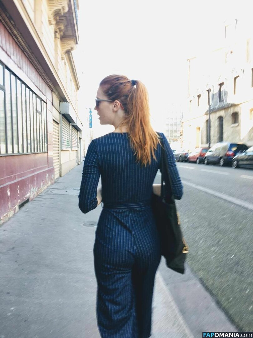 Fleur Geffrier Çıplak Sızdırılmış Fotoğraf #7