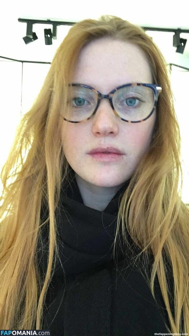 Fleur Geffrier Çıplak Sızdırılmış Fotoğraf #24