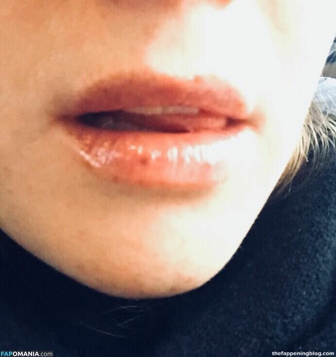 Fleur Geffrier Çıplak Sızdırılmış Fotoğraf #44