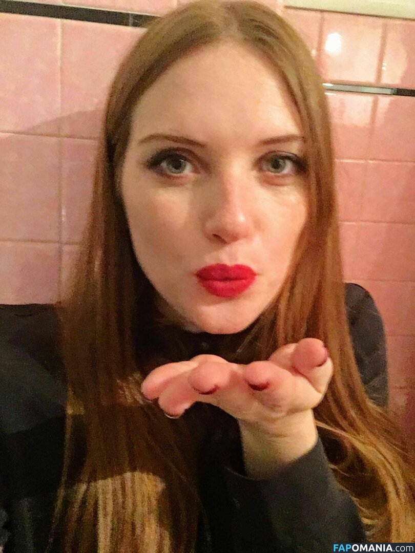 Fleur Geffrier Çıplak Sızdırılmış Fotoğraf #45