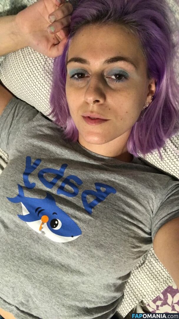 Hannah Schewel Çıplak Sızdırılmış Fotoğraf #3