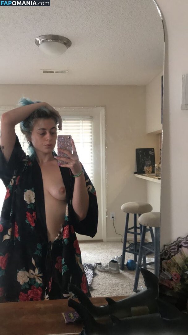 Hannah Schewel Çıplak Sızdırılmış Fotoğraf #27