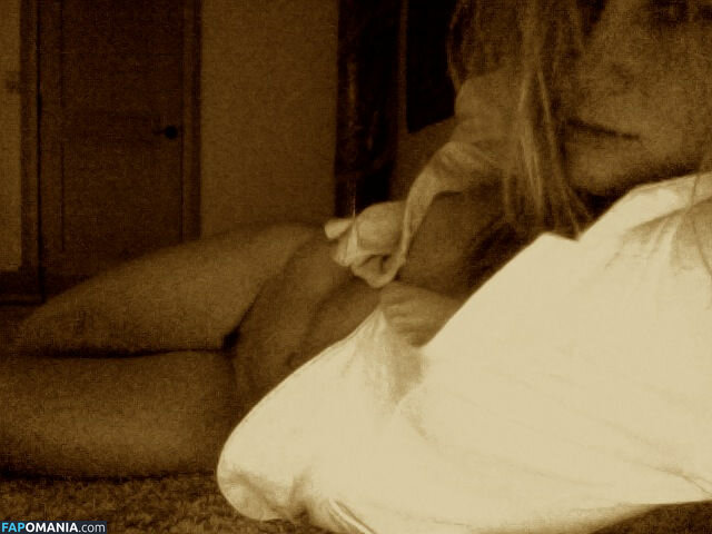 Hannah Teter Çıplak Sızdırılmış Fotoğraf #15