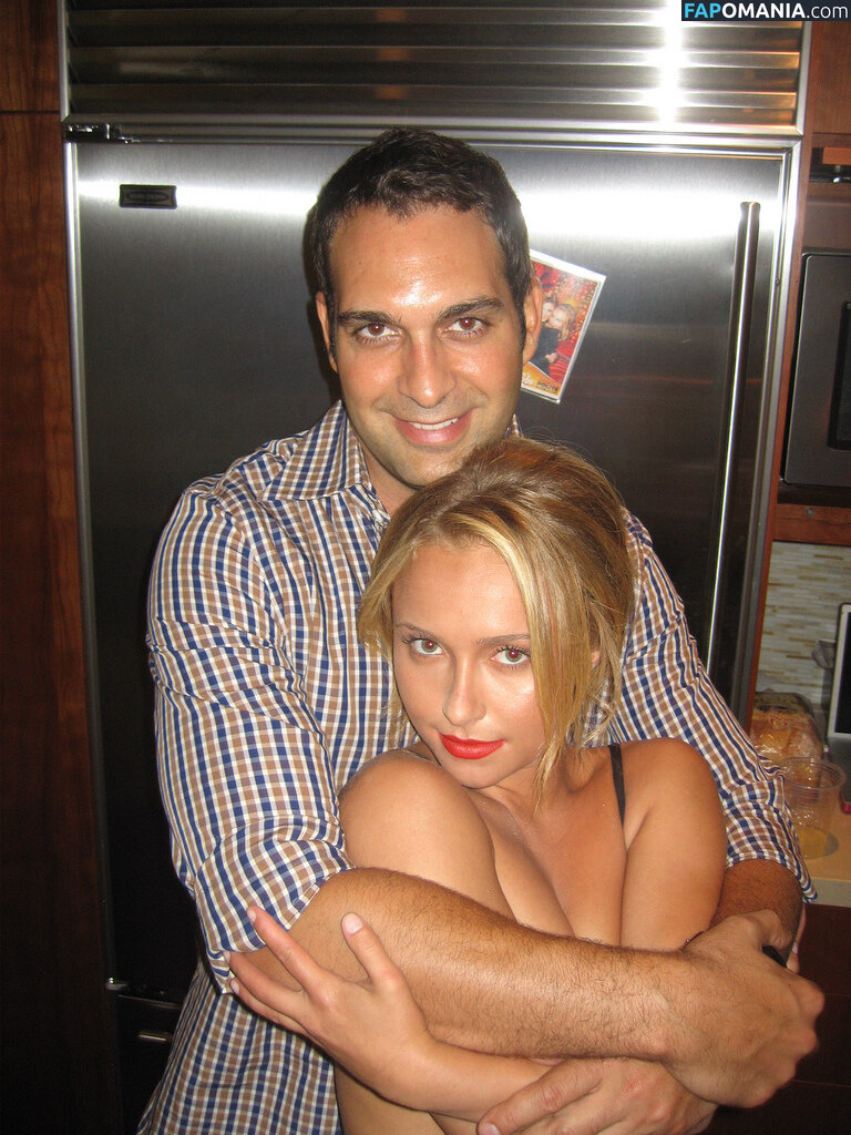 Hayden Panettiere Çıplak Sızdırılmış Fotoğraf #10