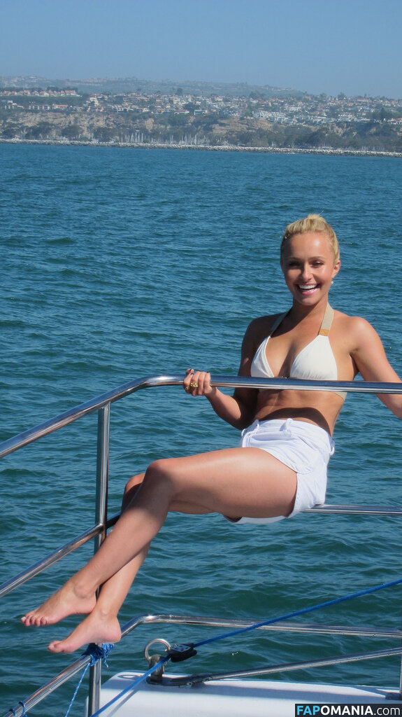 Hayden Panettiere Çıplak Sızdırılmış Fotoğraf #14