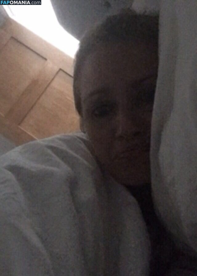 Hayley McQueen Çıplak Sızdırılmış Fotoğraf #17