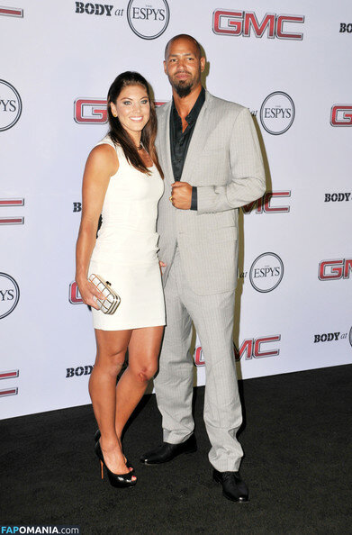 Hope Solo Çıplak Sızdırılmış Fotoğraf #2