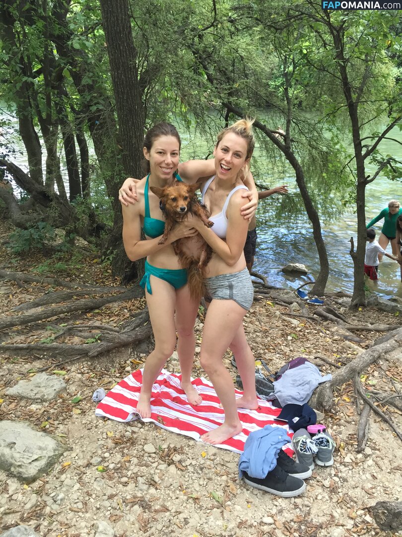 Iliza Shlesinger Çıplak Sızdırılmış Fotoğraf #82