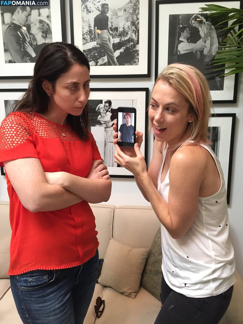 Iliza Shlesinger Çıplak Sızdırılmış Fotoğraf #159