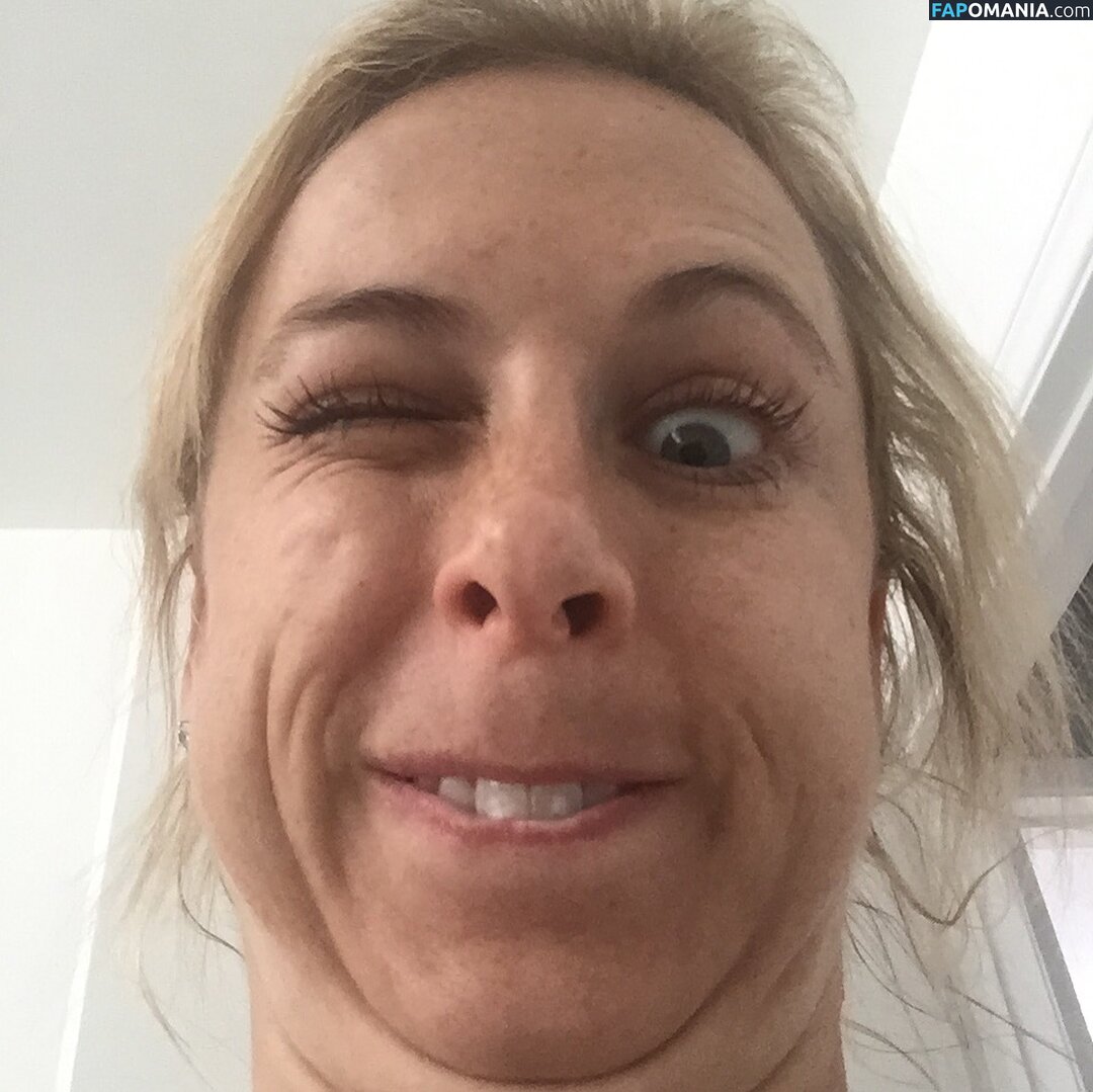 Iliza Shlesinger Çıplak Sızdırılmış Fotoğraf #178