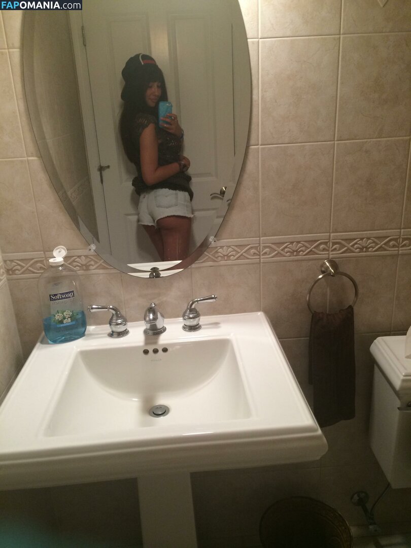 Jackie Cruz Çıplak Sızdırılmış Fotoğraf #15