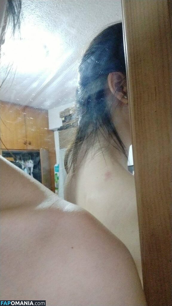 Janella Ooi Çıplak Sızdırılmış Fotoğraf #4