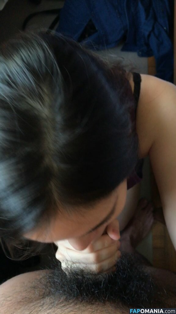 Janella Ooi Çıplak Sızdırılmış Fotoğraf #14