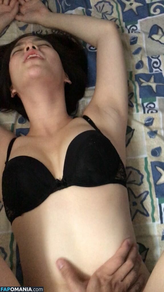 Janella Ooi Çıplak Sızdırılmış Fotoğraf #65