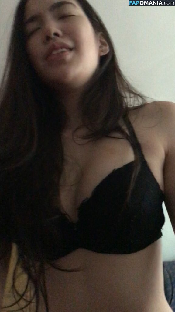 Janella Ooi Çıplak Sızdırılmış Fotoğraf #202