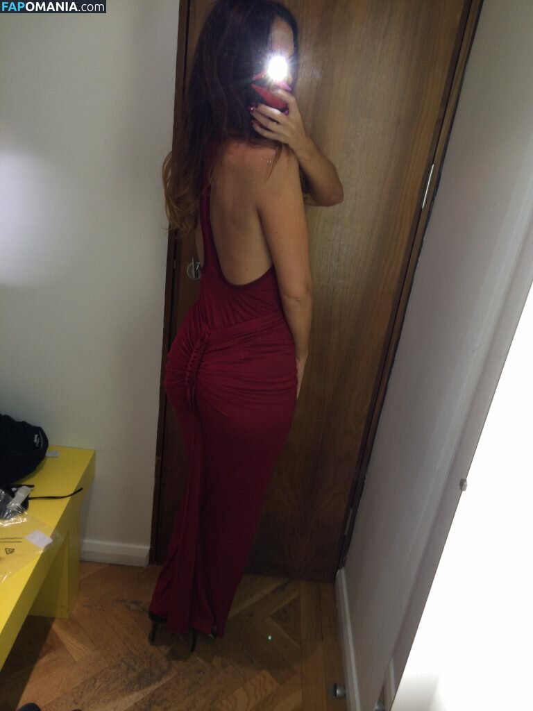 Jennifer Metcalfe Çıplak Sızdırılmış Fotoğraf #13