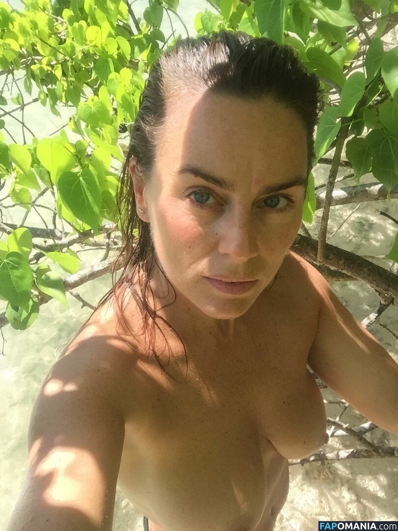 Jill Halfpenny Çıplak Sızdırılmış Fotoğraf #8