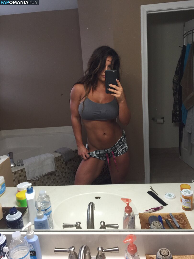 Kaitlyn WWE Çıplak Sızdırılmış Fotoğraf #63