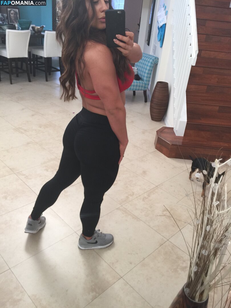 Kaitlyn WWE Çıplak Sızdırılmış Fotoğraf #104