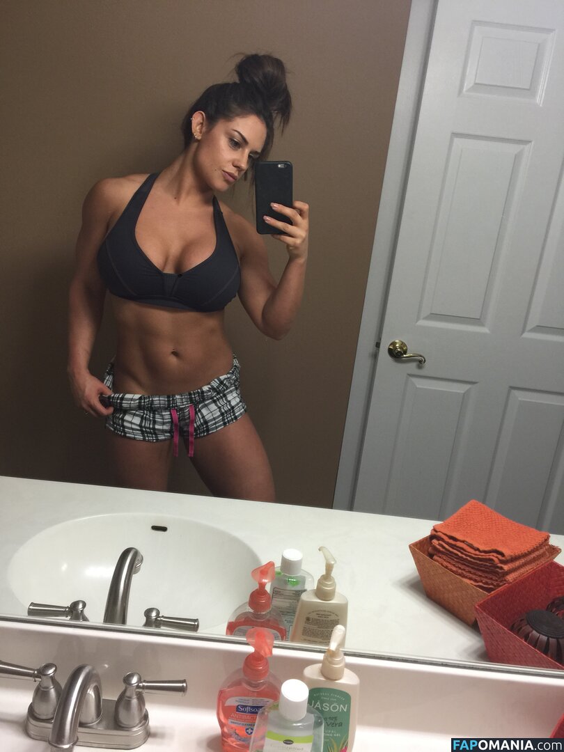 Kaitlyn WWE Çıplak Sızdırılmış Fotoğraf #143