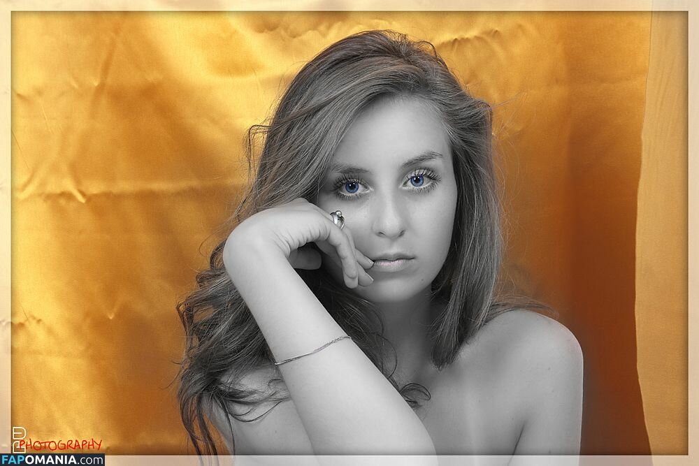 Katharina Bo Llig Çıplak Sızdırılmış Fotoğraf #111