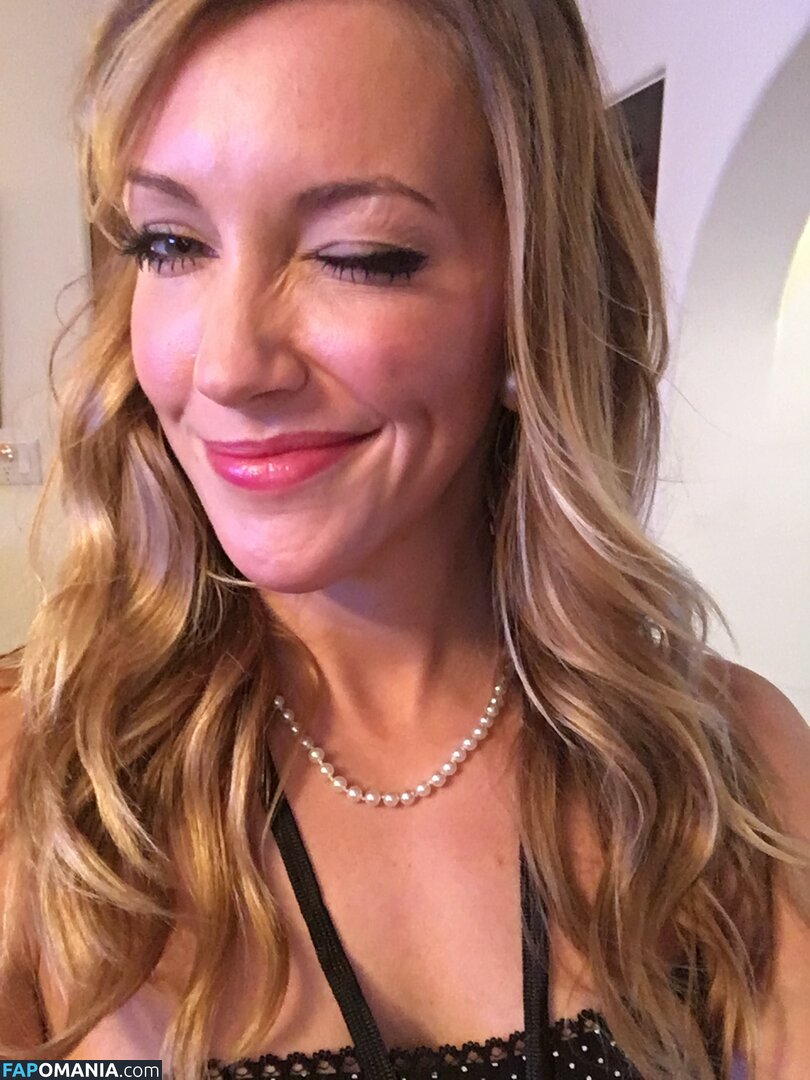 Katie Cassidy Çıplak Sızdırılmış Fotoğraf #14