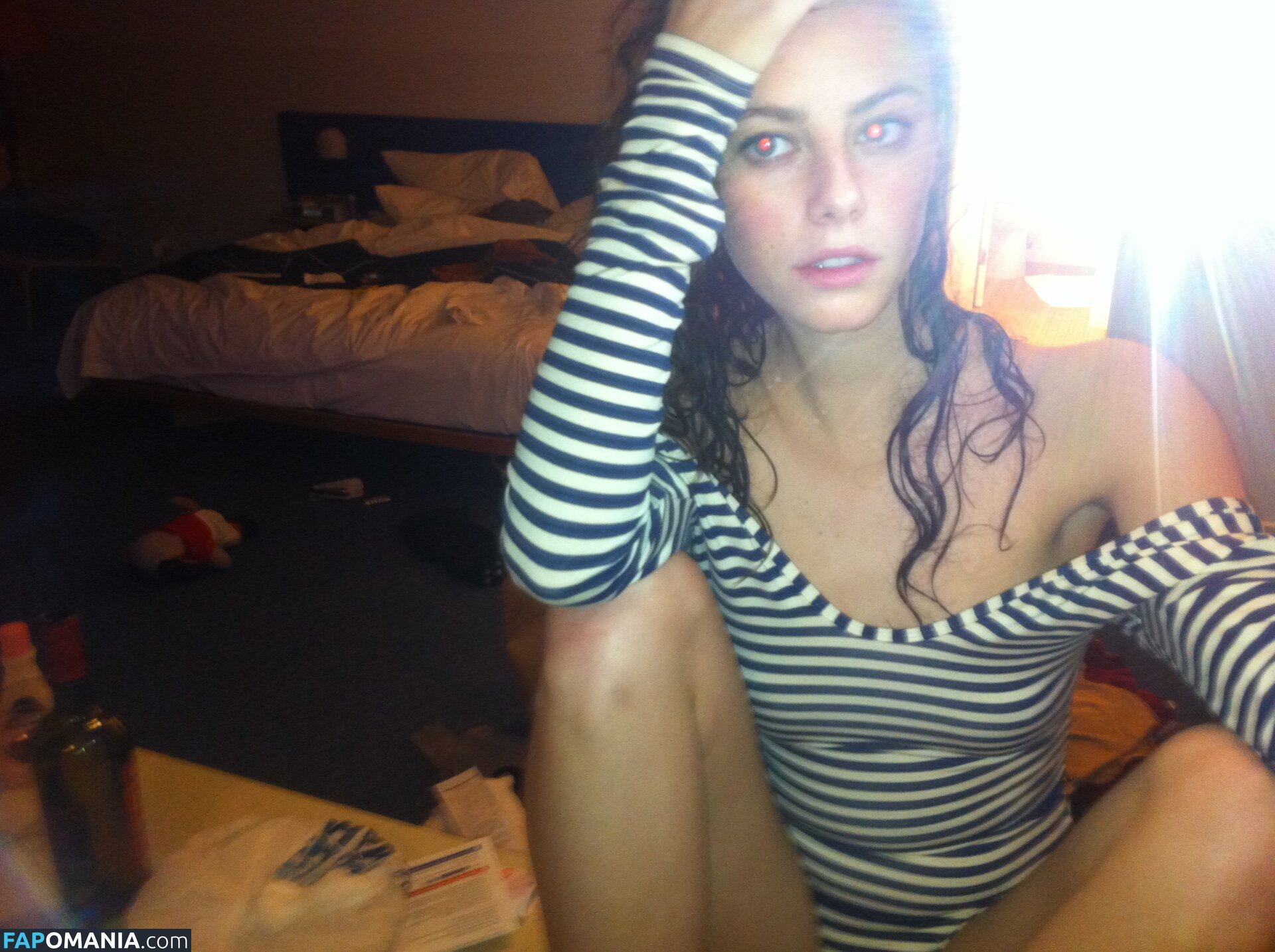 Kaya Scodelario Çıplak Sızdırılmış Fotoğraf #8