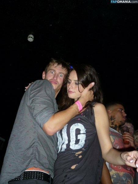 Kaya Scodelario Çıplak Sızdırılmış Fotoğraf #22