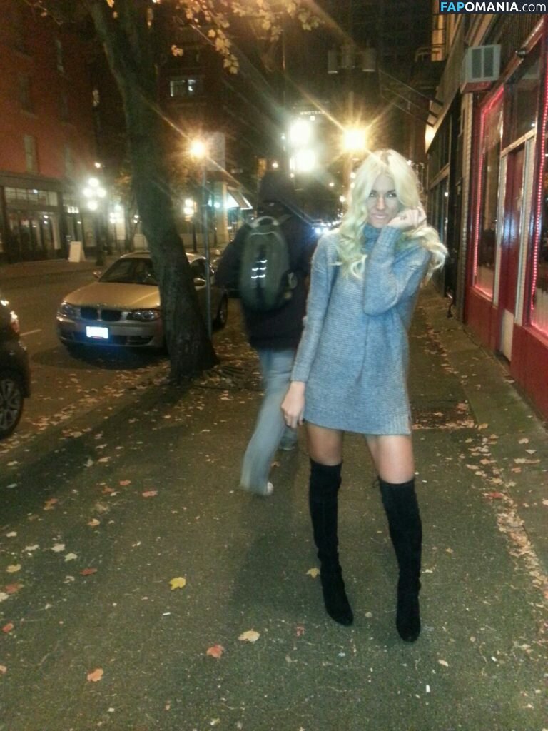 Kaylyn Kyle Çıplak Sızdırılmış Fotoğraf #34