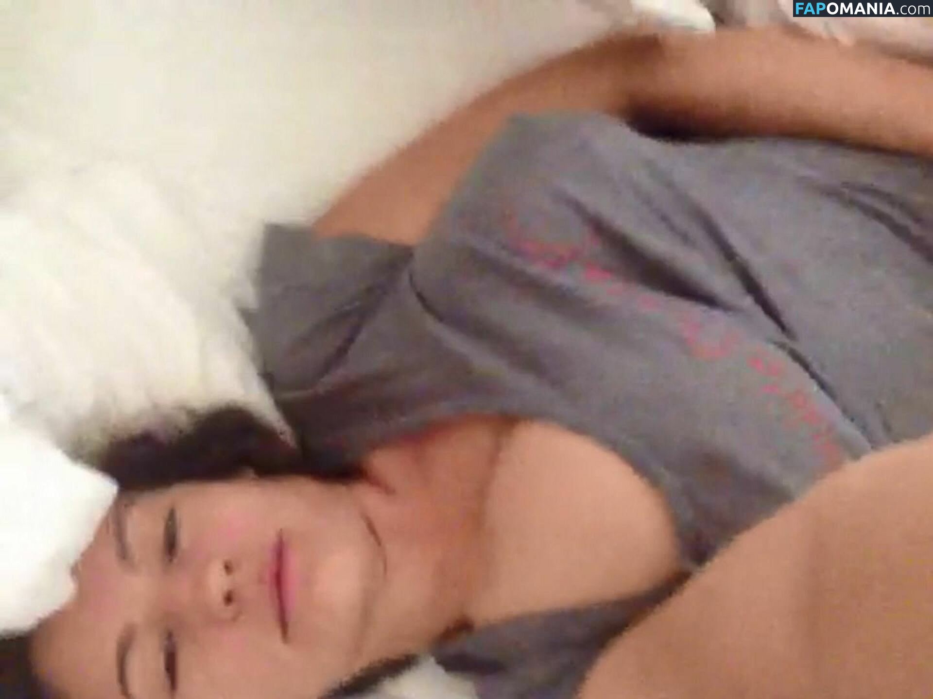 Kelly Brook Çıplak Sızdırılmış Fotoğraf #47