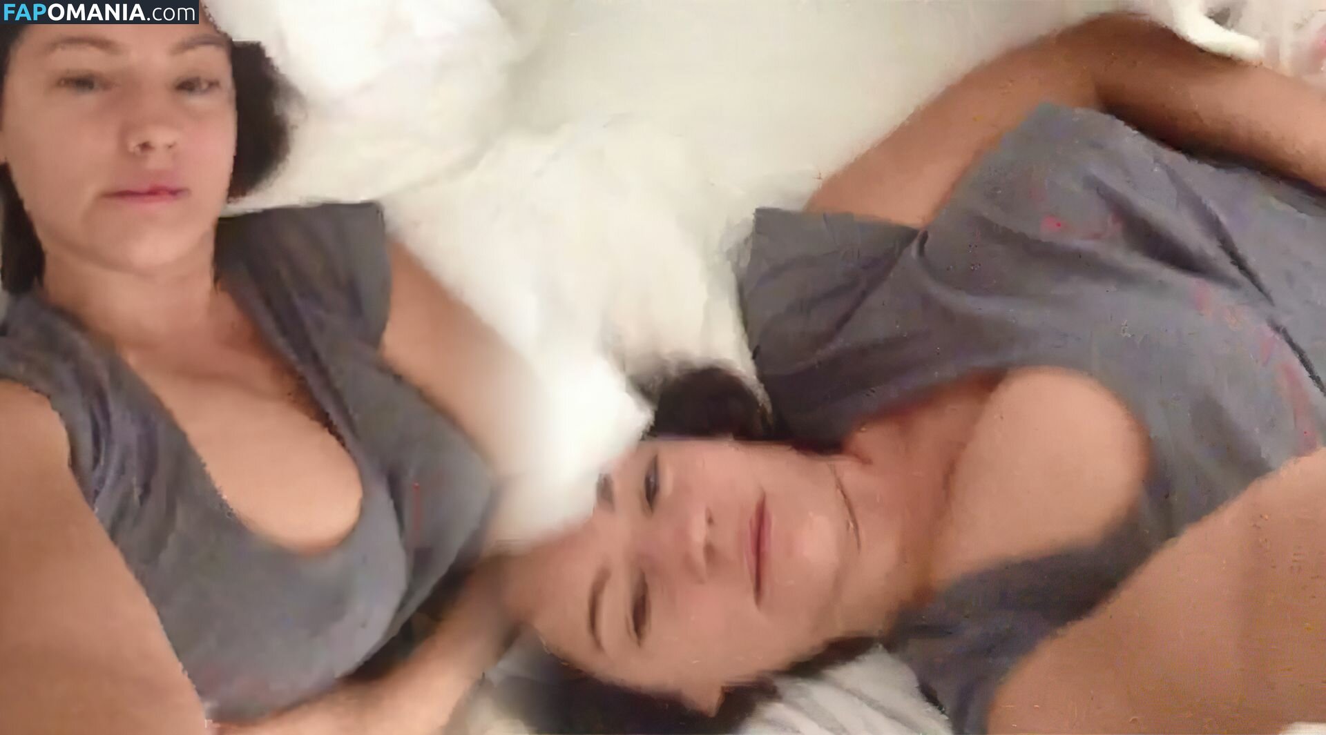 Kelly Brook Çıplak Sızdırılmış Fotoğraf #51